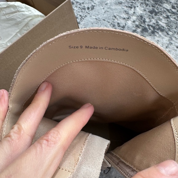 Dolce Vita ‘Valory’ Taupe Ankle Bootie size 9 *BNWT* - Picture 4 of 8